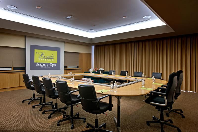 Royale Chulan Seremban Exterior foto A meeting room